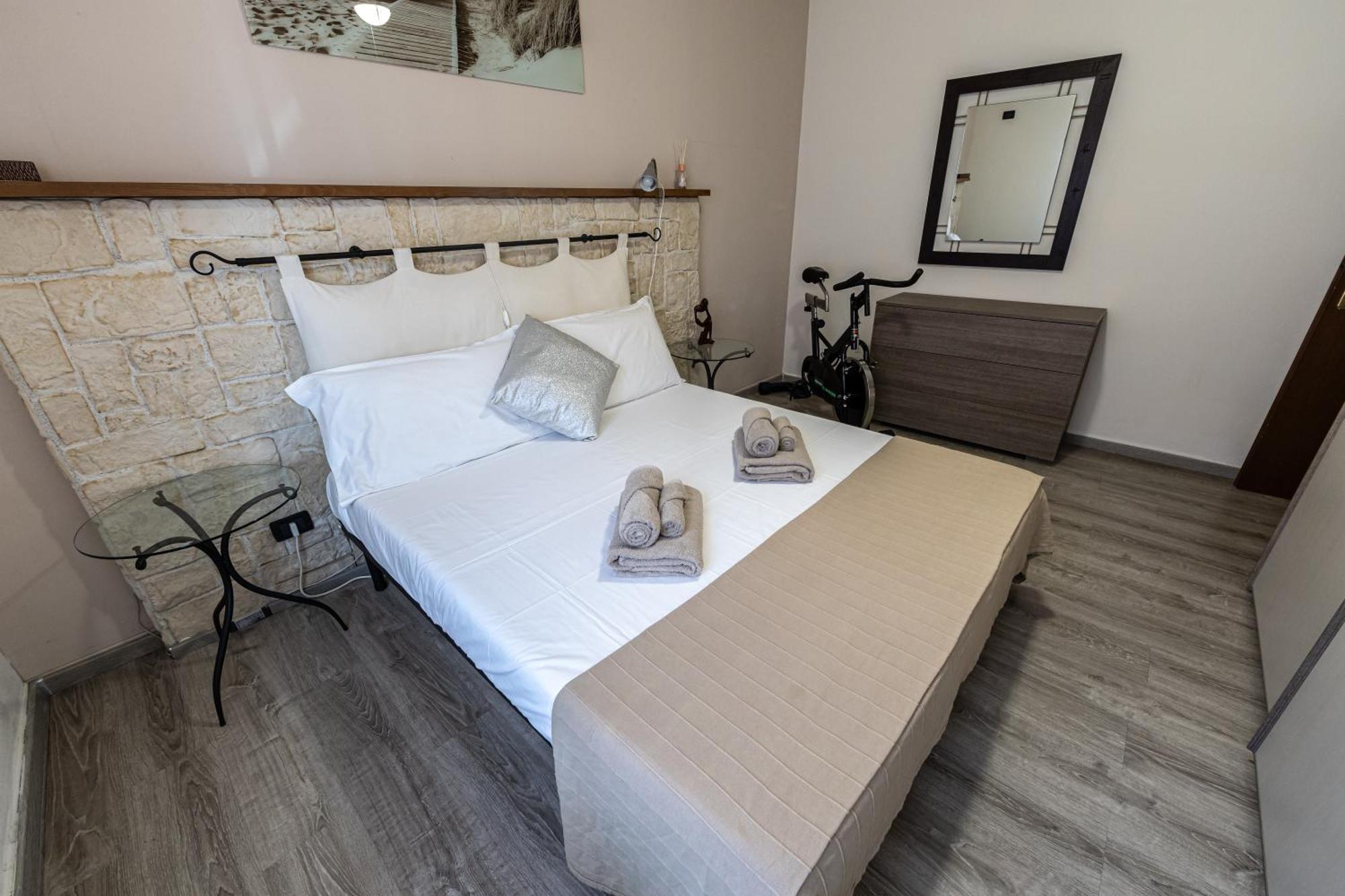 My Hive Apartment Cascina Exterior photo